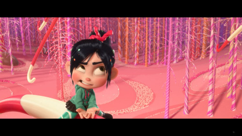 Wreck-It.Ralph.2012.1080p.HS.WEB-DL.DDP5.1.H264Argon-.mkv_snapshot_00.28.10.214.jpg