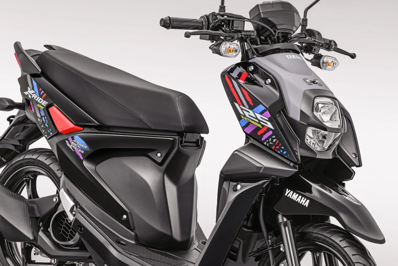 X Ride 125 Black Red 2