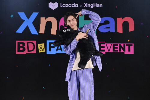 XngHan--16--Lazada-x-XngHan-BD--FANSIGN-EVENT.jpg