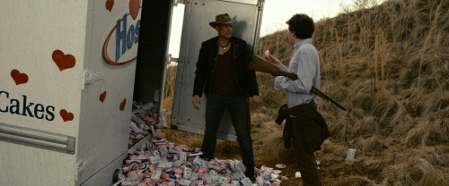 Zombieland.2009.1080p.AMZN.WEB-DL.DDP5.1.H264Argon-.mkv_snapshot_00.12.09.938.jpg