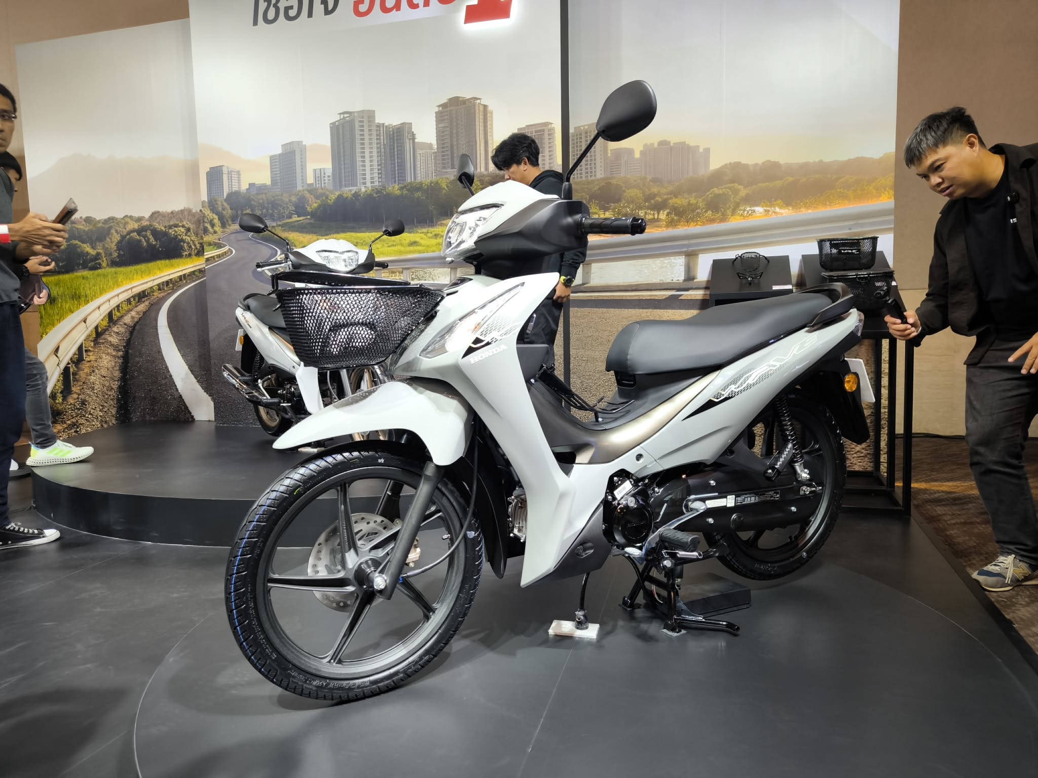 ceac1921 18ad 486d b817 e52509c0e711