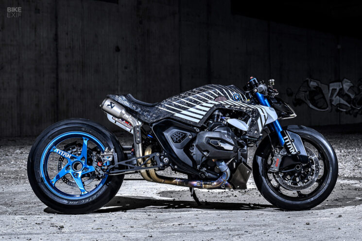custom bmw r 1300 r 5 745x497