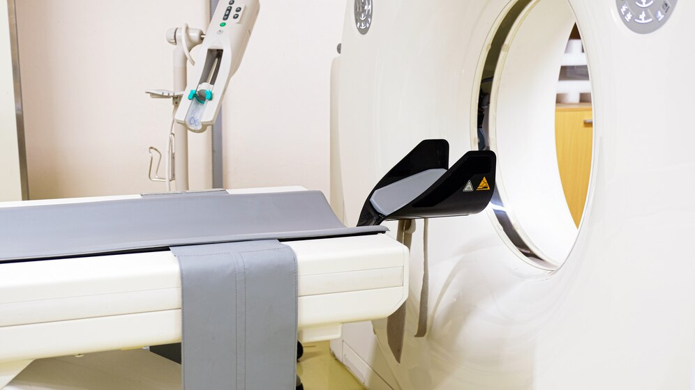 ความแตกต่างระหว่าง MRI และ CT scan คือ