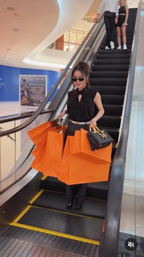 efc98490 445f 491d bb94 f5bf13543857