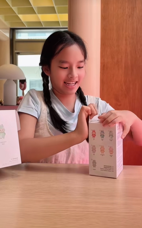 gal 9784638 20250503015743 1725baa