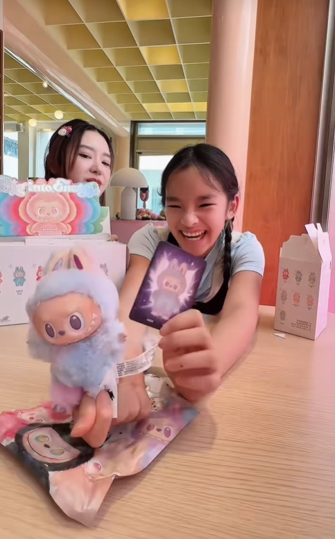 gal 9784638 20250503015743 aff2889