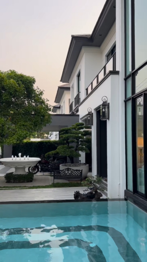 gal 9784714 20250503094926 ad9295f