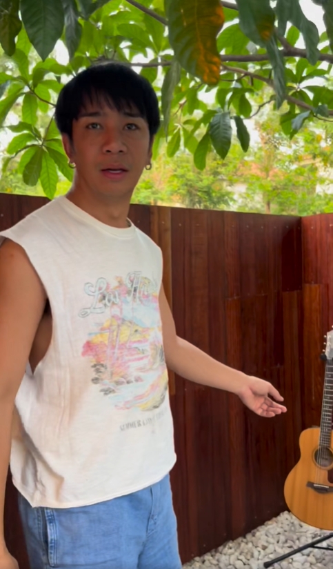 gal 9784714 20250503094931 56ed11f