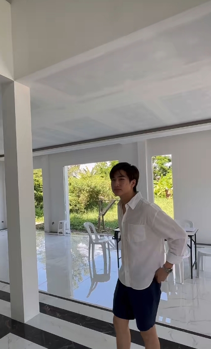 gal 9786506 20250508013520 4b24622