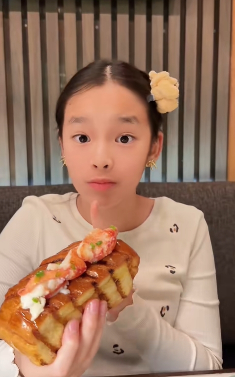 gal 9788362 20250513022344 7357c26