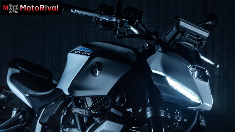 honda cb650r vs yamaha mt 07 005