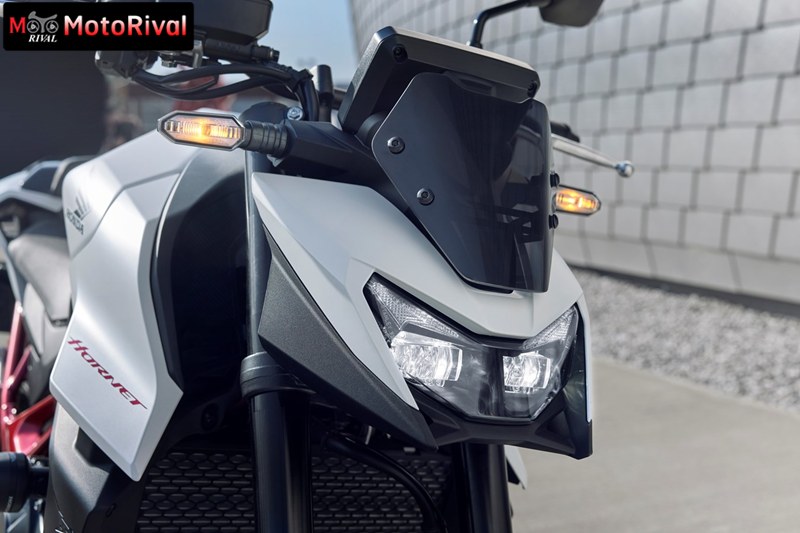 hornet 750 005