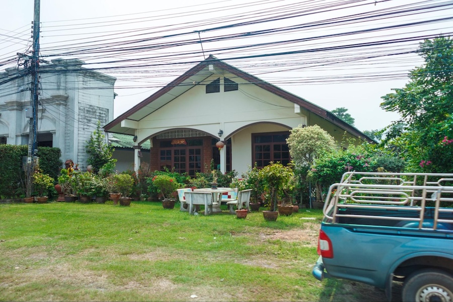 ต่อเติมข้างบ้าน