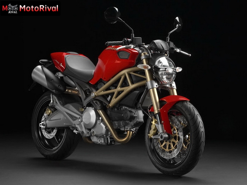 monster 696 001
