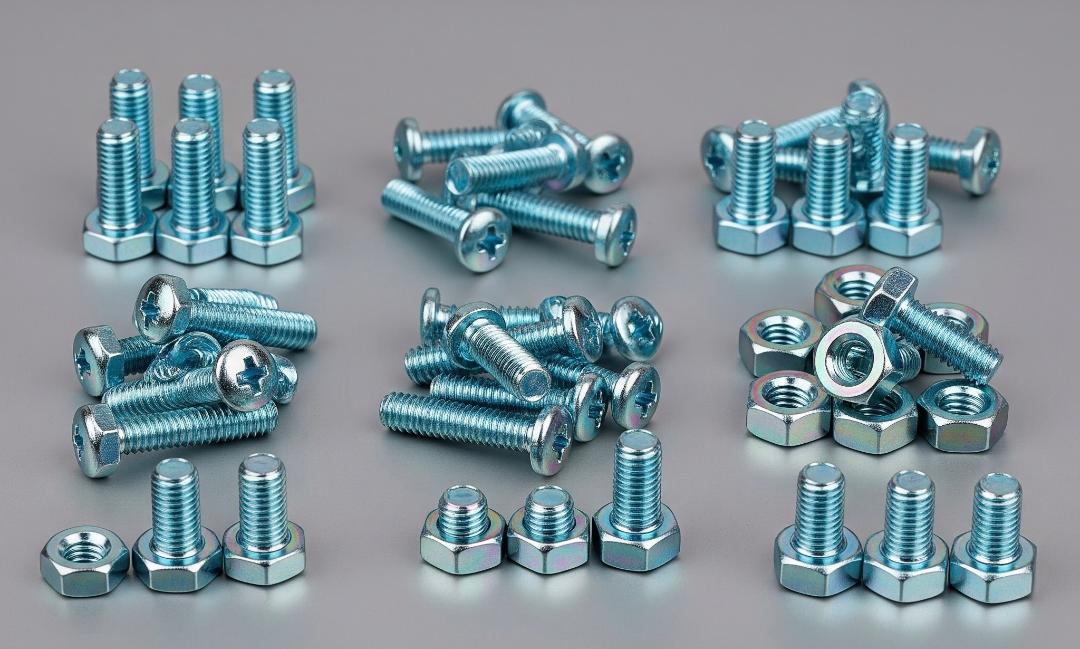Cyanide zinc plating solution – bright, forgiving, wide current range